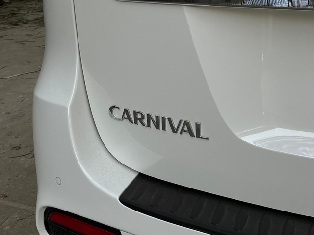 Second-hand 2022 Kia Carnival Limousine Plus for sale in New Delhi-20