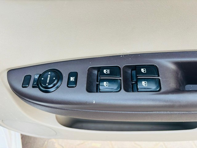 Second-hand 2011 Hyundai i20 1.2 Sportz for sale in Lucknow-9