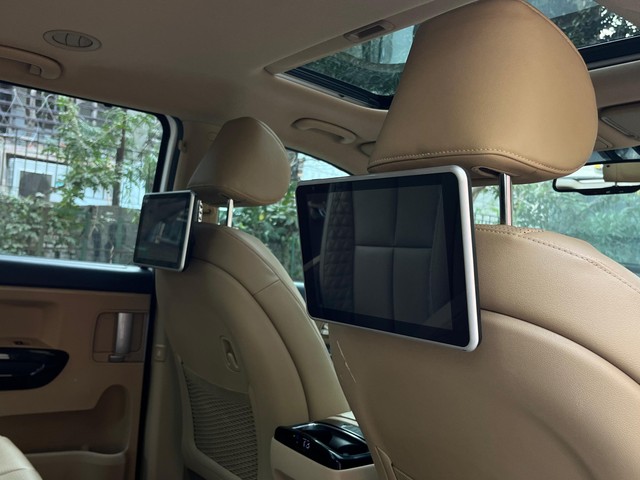 Second-hand 2022 Kia Carnival Limousine Plus for sale in New Delhi-15