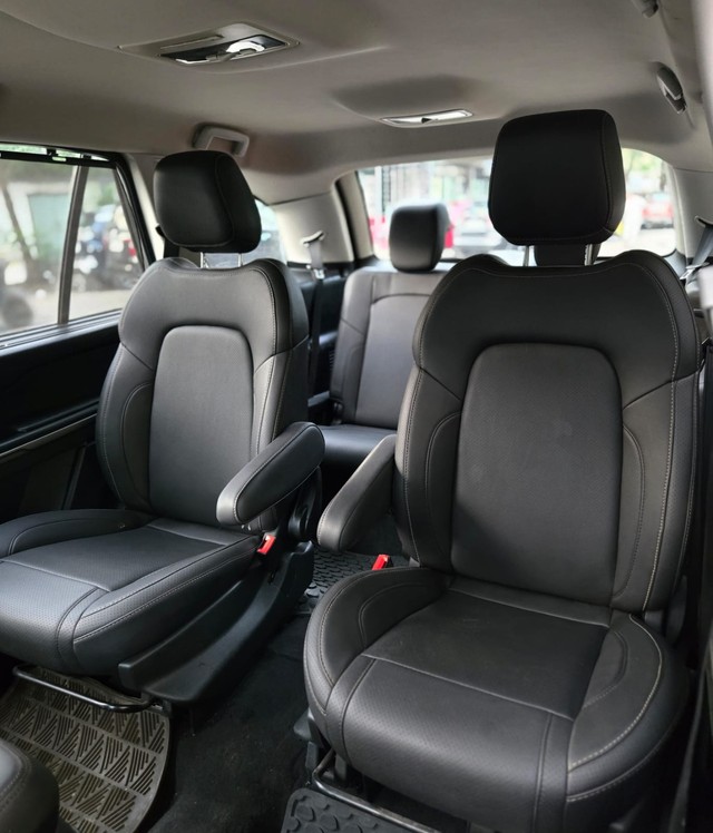 Second-hand 2017 Tata Hexa XTA for sale in Mumbai-14