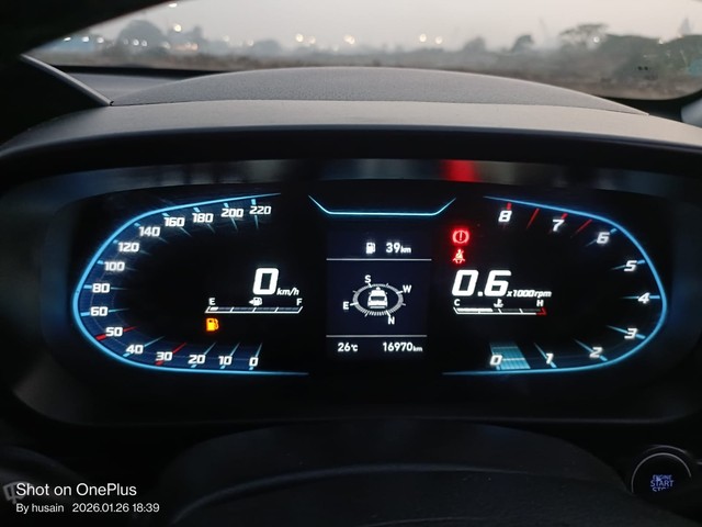 Second-hand 2024 Hyundai i20 Asta for sale in Mumbai-3