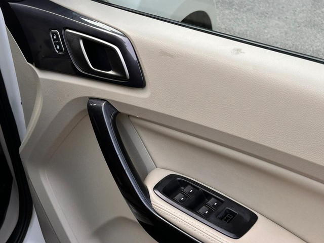 Second-hand 2021 Ford Endeavour Titanium Plus 4X2 AT for sale in New Delhi-26