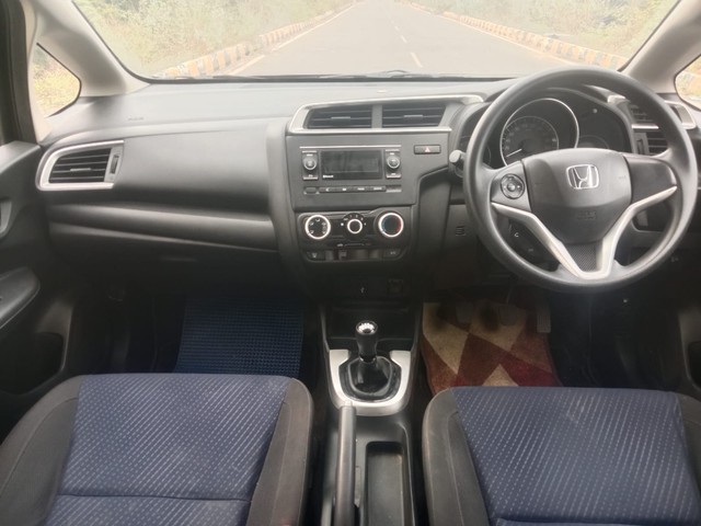 Honda WR-V i-DTEC S Second-hand 2017 Honda WR-V i-DTEC S for sale in Hyderabad-6