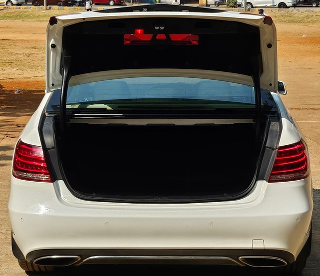 Second-hand 2016 Mercedes-Benz E-Class E250 CDI Avantgarde for sale in Thane-17