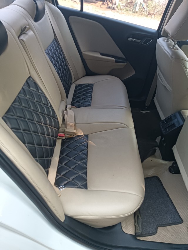 Second-hand 2018 Honda City i-VTEC CVT V for sale in Madurai-4