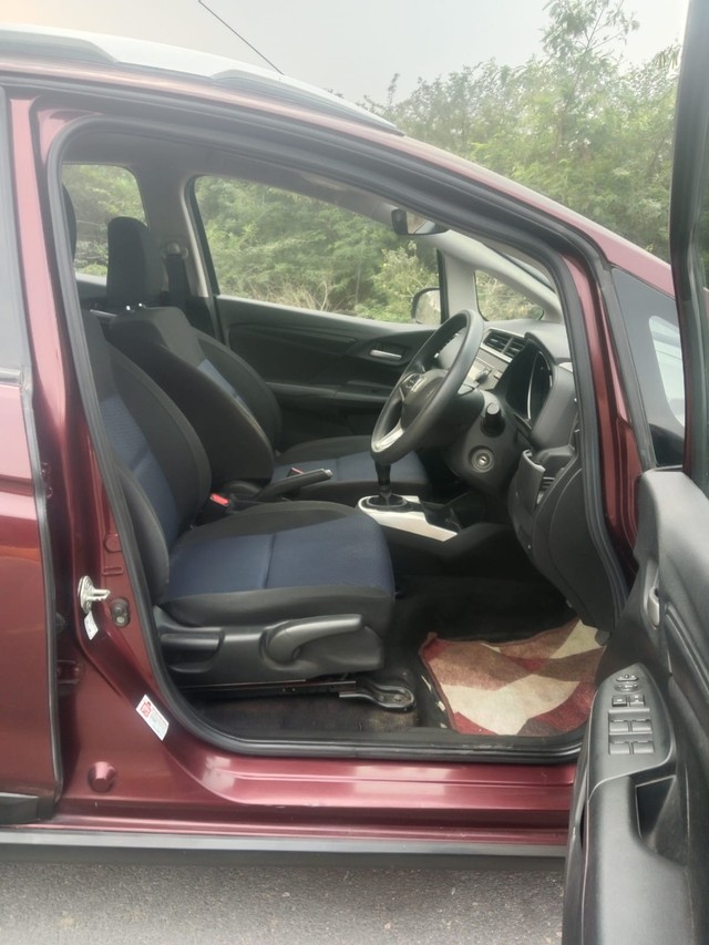 Honda WR-V i-DTEC S Second-hand 2017 Honda WR-V i-DTEC S for sale in Hyderabad-8