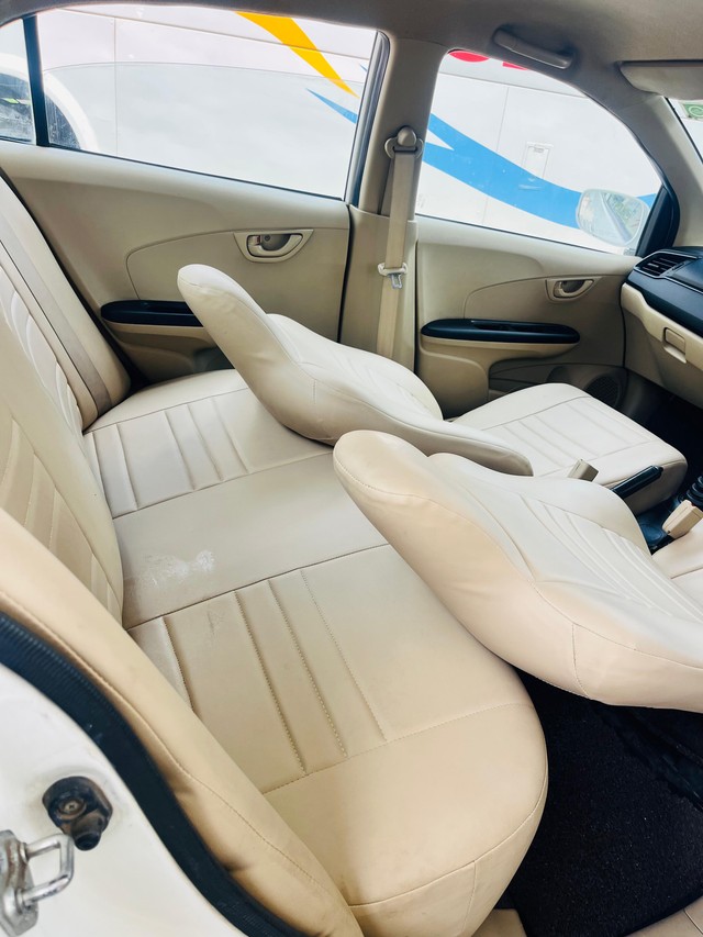 Second-hand 2016 Honda Amaze E i-Vtech for sale in Lucknow-4