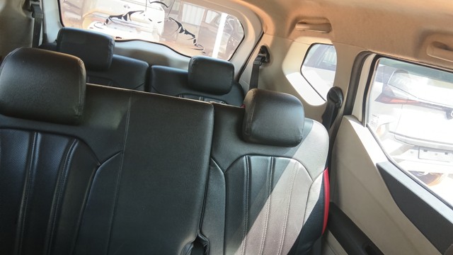 Second-hand 2022 Renault Triber RXT BSVI for sale in Madurai-4