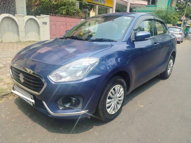 Second-hand 2017 Maruti Swift Dzire AMT VXI for sale in Kolkata-4