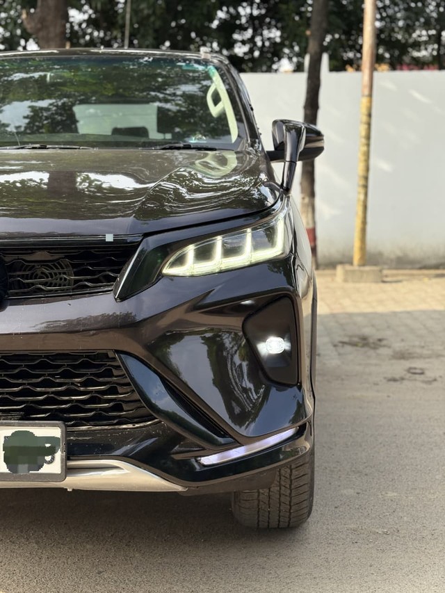 Second-hand 2017 Toyota Fortuner 2.8 4WD MT BSIV for sale in Lucknow-10