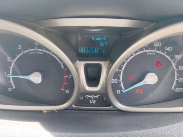 Second-hand 2017 Ford Ecosport 1.5 Petrol Titanium BSIV for sale in Kolkata-9