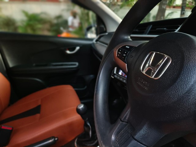 Second-hand 2016 Honda BR-V i-DTEC V MT for sale in Mumbai-17