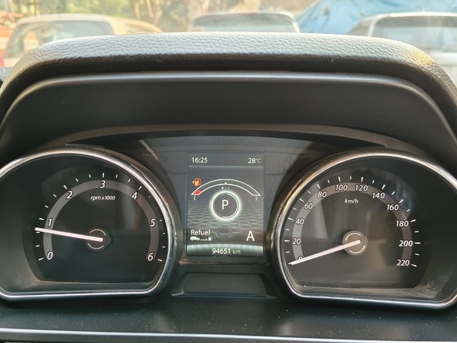 Second-hand 2018 Tata Hexa XTA for sale in Mumbai-13