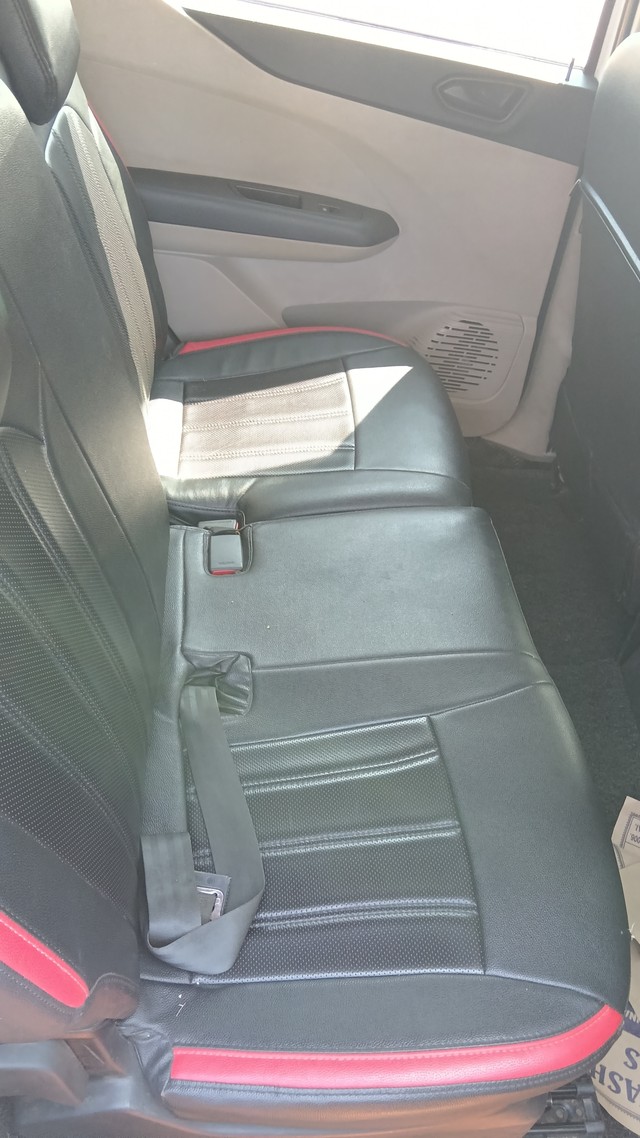 Second-hand 2022 Renault Triber RXT BSVI for sale in Madurai-5