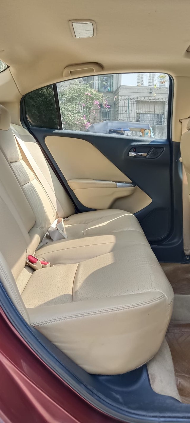 Second-hand 2016 Honda City i VTEC CVT VX for sale in Mumbai-12
