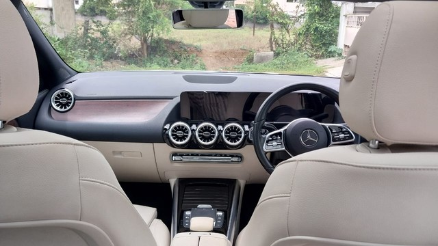 Second-hand 2022 Mercedes-Benz GLA 220d BSVI for sale in Coimbatore-9