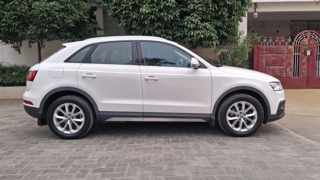 Second-hand 2015 Audi Q3 35 TDI Quattro Premium for sale in Coimbatore-1