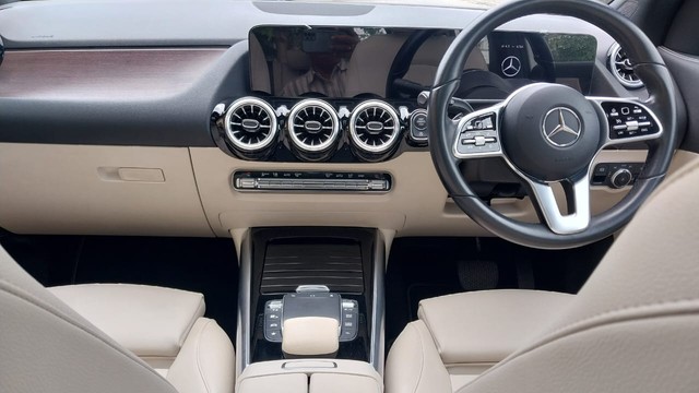 Second-hand 2022 Mercedes-Benz GLA 220d BSVI for sale in Coimbatore-7