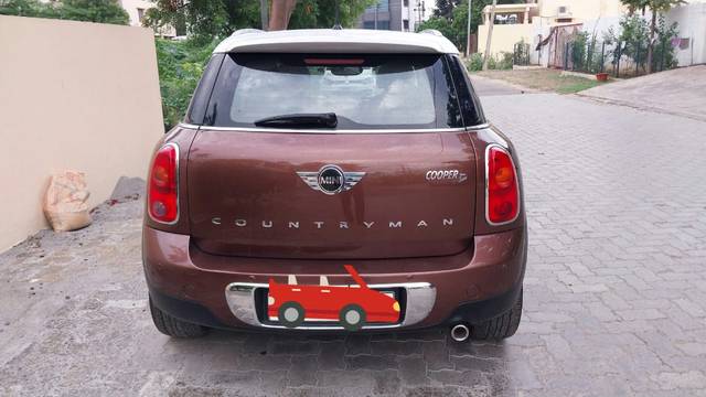 https://images10.gaadi.com/usedcar_image/AQ3A.240801.002/original/db25145d-cdd5-4655-b916-0edec72a6fd4.jpg?imwidth=6402