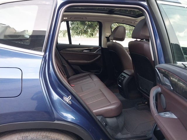 Second-hand 2018 BMW X3 xDrive 20d Luxury Line for sale in Coimbatore-3