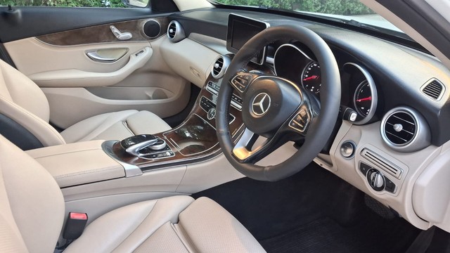 Second-hand 2015 Mercedes-Benz C-Class C 220 CDI Style for sale in Coimbatore-8