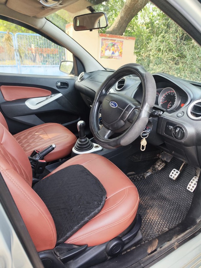 Second-hand 2012 Ford Figo Diesel Titanium for sale in Madurai-5