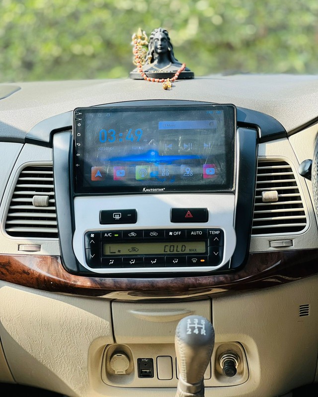 Second-hand 2014 Toyota Innova 2.5 VX (Diesel) 7 Seater BS IV for sale in Surat-16