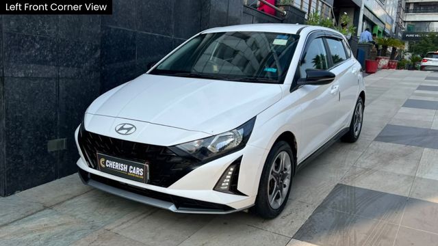 Hyundai i20 Sportz Second-hand 2023 Hyundai i20 Sportz for sale in New Delhi