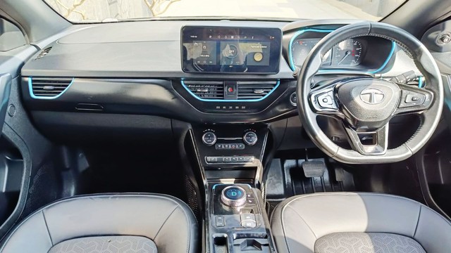 Second-hand 2023 Tata Nexon XZ Plus LUX for sale in New Delhi-12