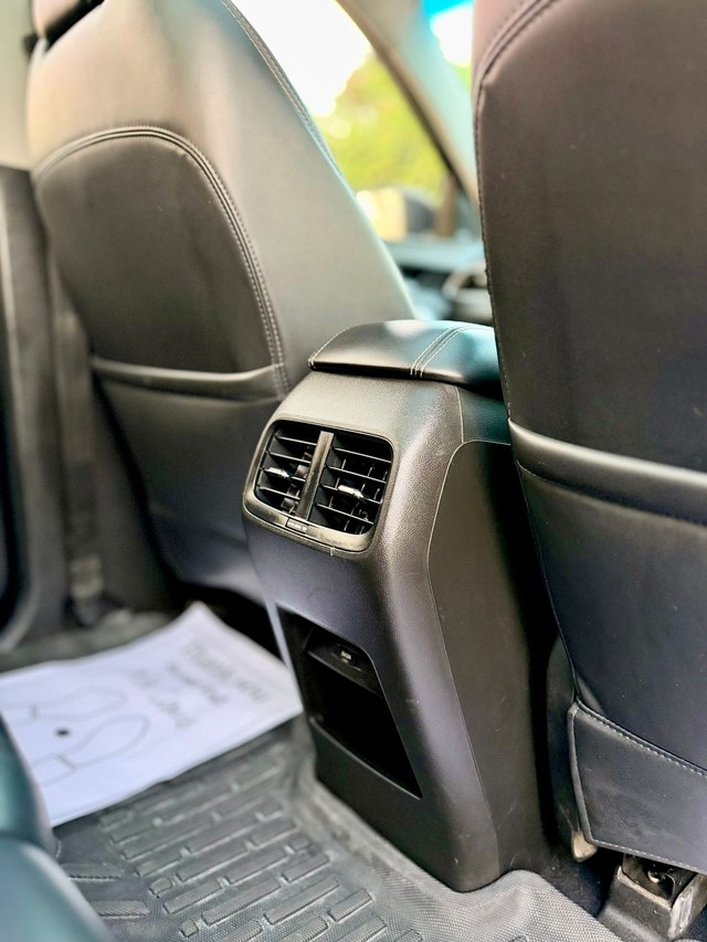 Second-hand 2022 MG Hector Sharp Diesel MT for sale in Surat-12