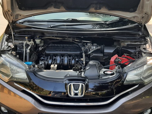 Second-hand 2015 Honda Jazz 1.2 VX i VTEC for sale in Mumbai-7