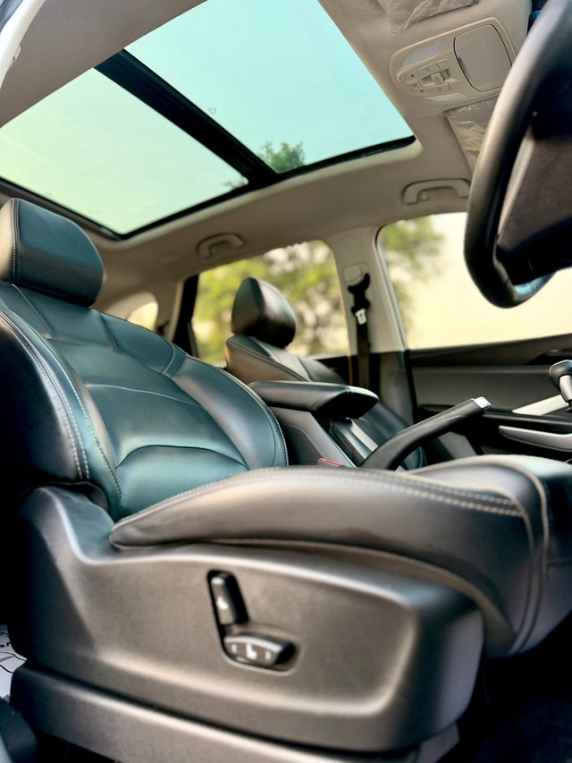 Second-hand 2022 MG Hector Sharp Diesel MT for sale in Surat-9