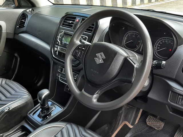 Second-hand 2019 Maruti Suzuki Vitara Brezza ZDi AMT for sale in Mumbai-11