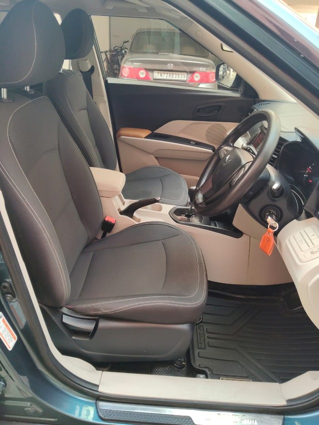 Second-hand 2023 Mahindra XUV300 W6 Diesel for sale in Chennai-6