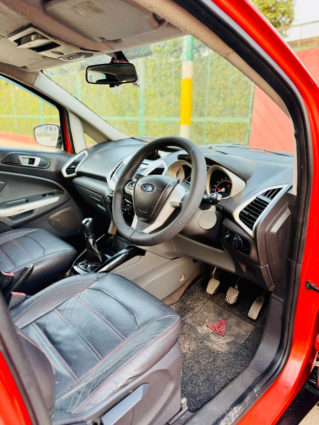 Second-hand 2014 Ford Ecosport 1.5 DV5 MT Titanium for sale in Surat-6