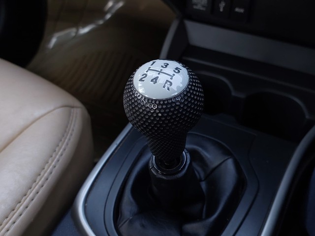 Second-hand 2016 Honda City i VTEC V for sale in Mumbai-11