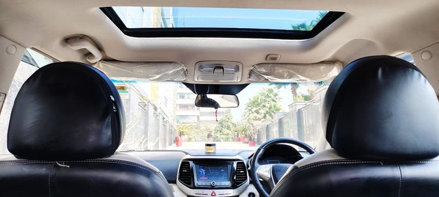 Second-hand 2024 Mahindra XUV300 W8 Diesel for sale in New Delhi-12