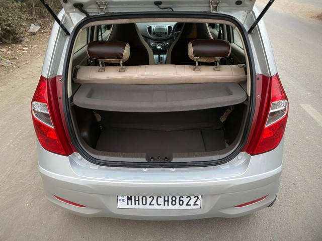 Second-hand 2012 Hyundai i10 Sportz AT for sale in Thane-17