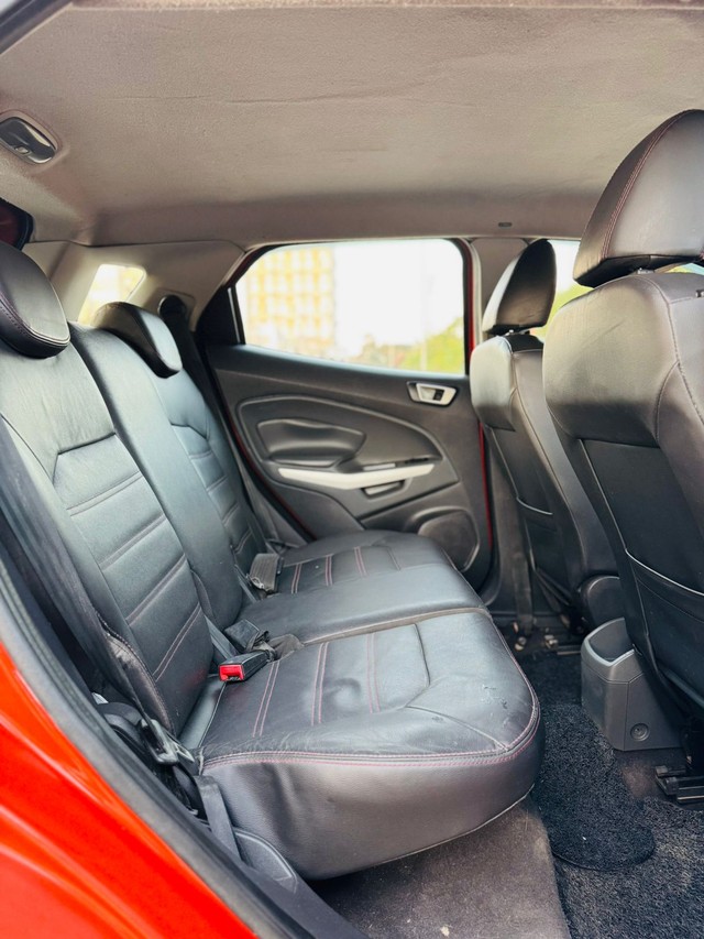 Second-hand 2014 Ford Ecosport 1.5 DV5 MT Titanium for sale in Surat-9