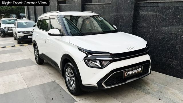 Kia Carens प्रेस्टीज बीएस6 Second-hand 2022 Kia Carens प्रेस्टीज बीएस6 for sale in New Delhi