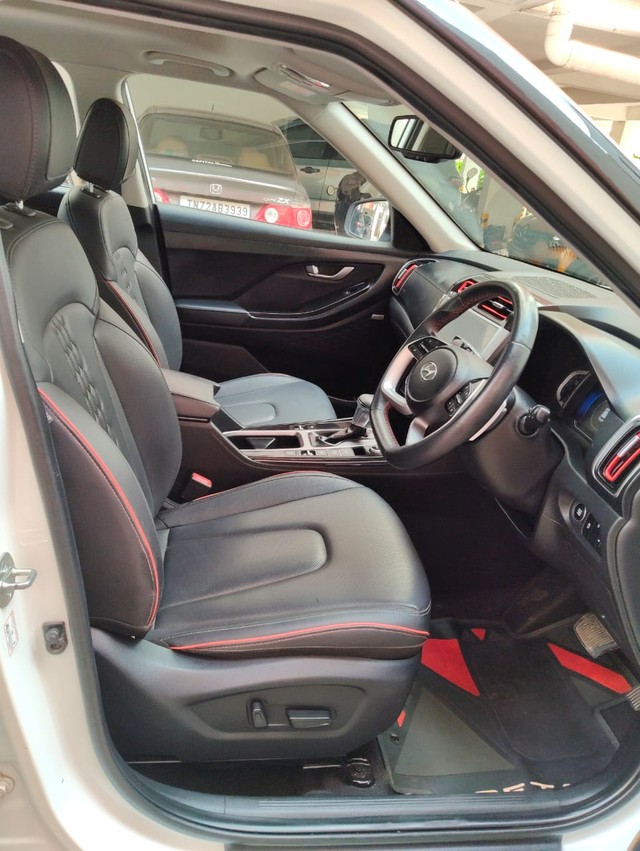 Second-hand 2023 Mahindra XUV300 W6 Diesel for sale in Chennai-4