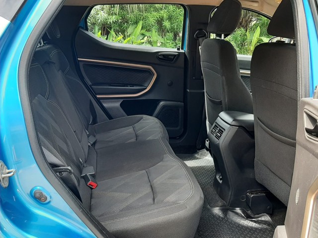 Second-hand 2021 Renault Kiger RXT for sale in Mumbai-12