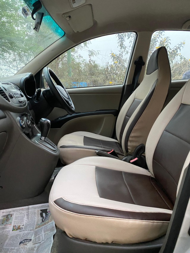 Second-hand 2012 Hyundai i10 Sportz AT for sale in Thane-10