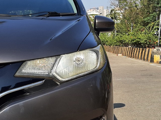 Second-hand 2015 Honda Jazz 1.2 VX i VTEC for sale in Mumbai-9