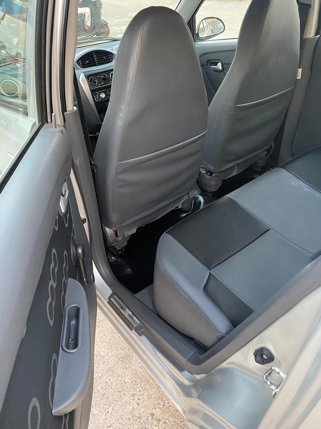 Second-hand 2013 Maruti Suzuki Alto 800 LXI for sale in Thane-8