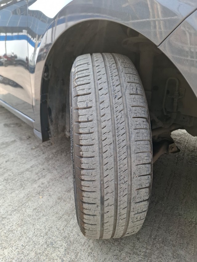 Second-hand 2018 Ford Aspire Trend Plus for sale in Thane-9