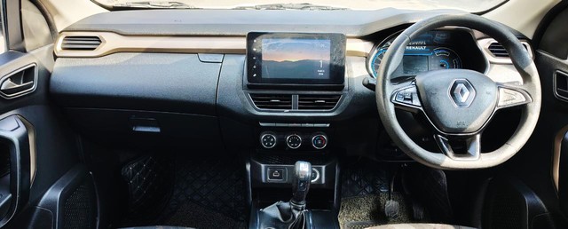 Second-hand 2022 Renault Kiger RXT for sale in New Delhi-9