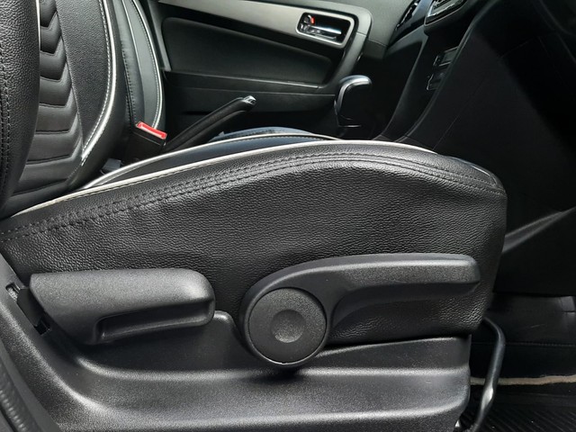 Second-hand 2019 Maruti Suzuki Vitara Brezza ZDi AMT for sale in Mumbai-16