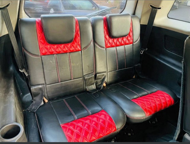 Mahindra XUV500 W7 BSIV Second-hand 2018 Mahindra XUV500 W7 BSIV for sale in New Delhi-9