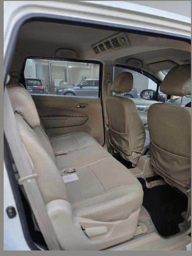 Second-hand 2013 Maruti Suzuki Ertiga VXI for sale in New Delhi-10